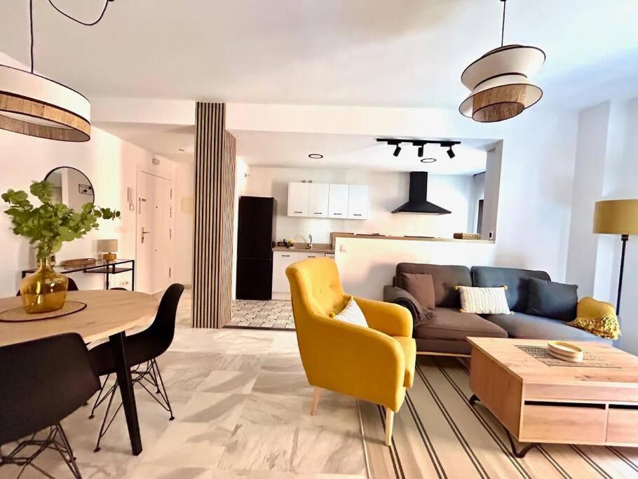 Hispalis Plaza Del Duque Apartamento *